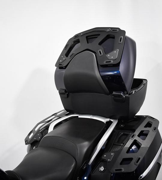 Portapacchi Posteriore Per Topcase In Alluminio Bmw R1200 Rt (07/2014>2018) / R1250 Rt (2019>) / K1600 Gt (2010>) NERO TESTURIZZATO - PP15-ALL-N-TX-R1250RT